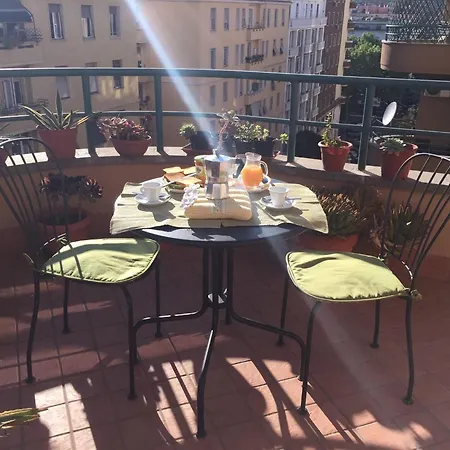 Con Terrazzo Al Vaticano