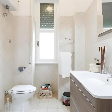 Con Terrazzo Al Vaticano Daire *